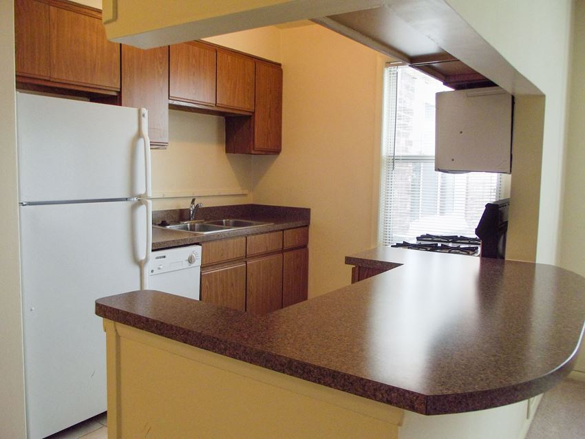 WJM Cedar Apartments, 14214 Cedar Rd., University Heights, OH RentCafe